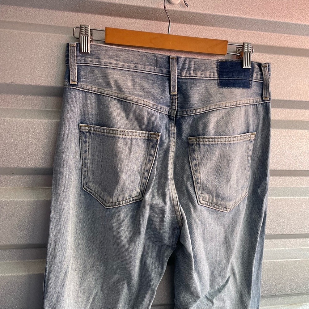 AMO Harlow Distressed Jeans in New Retro - Picture 6 of 7